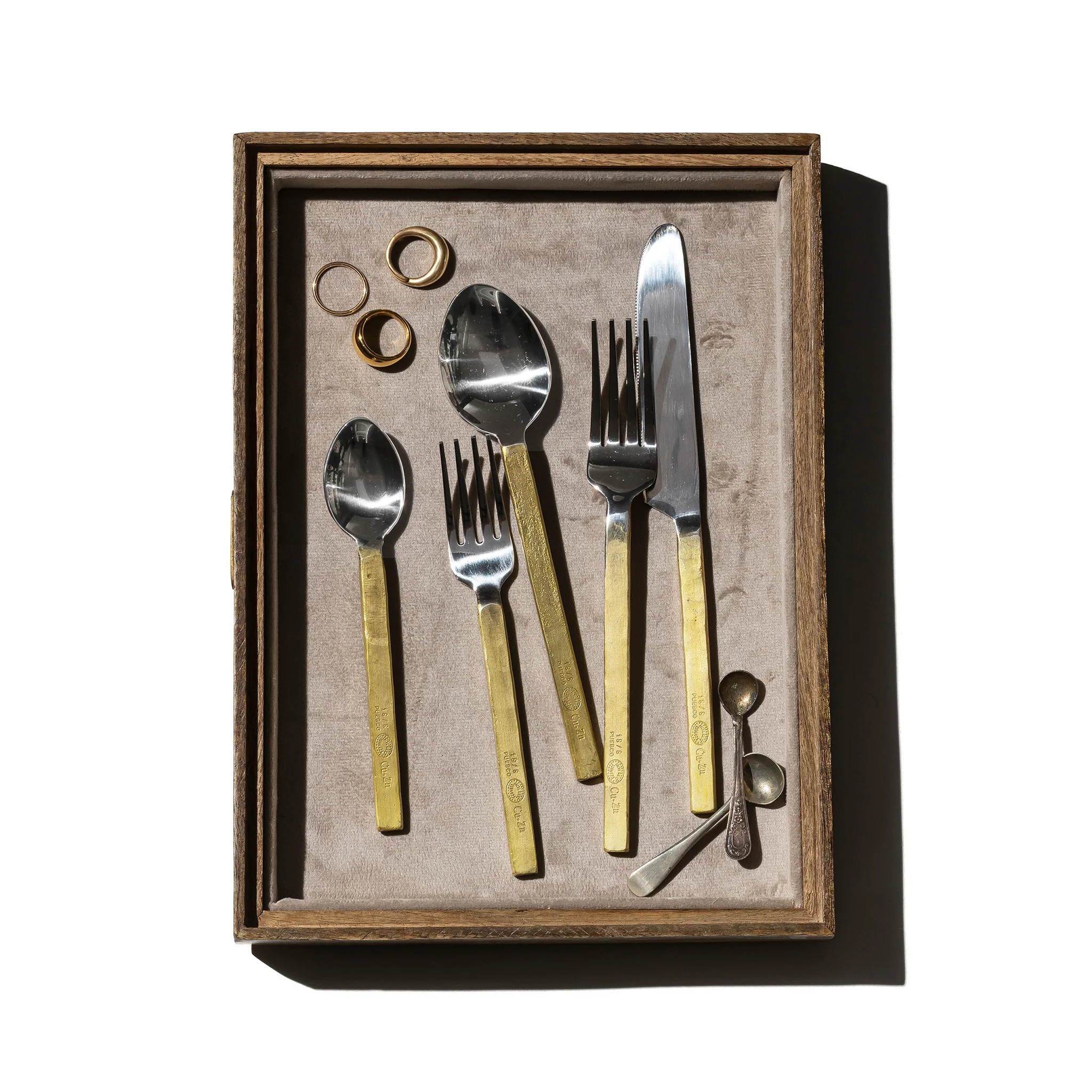 ENGRAVED CUTLERY - Image 16