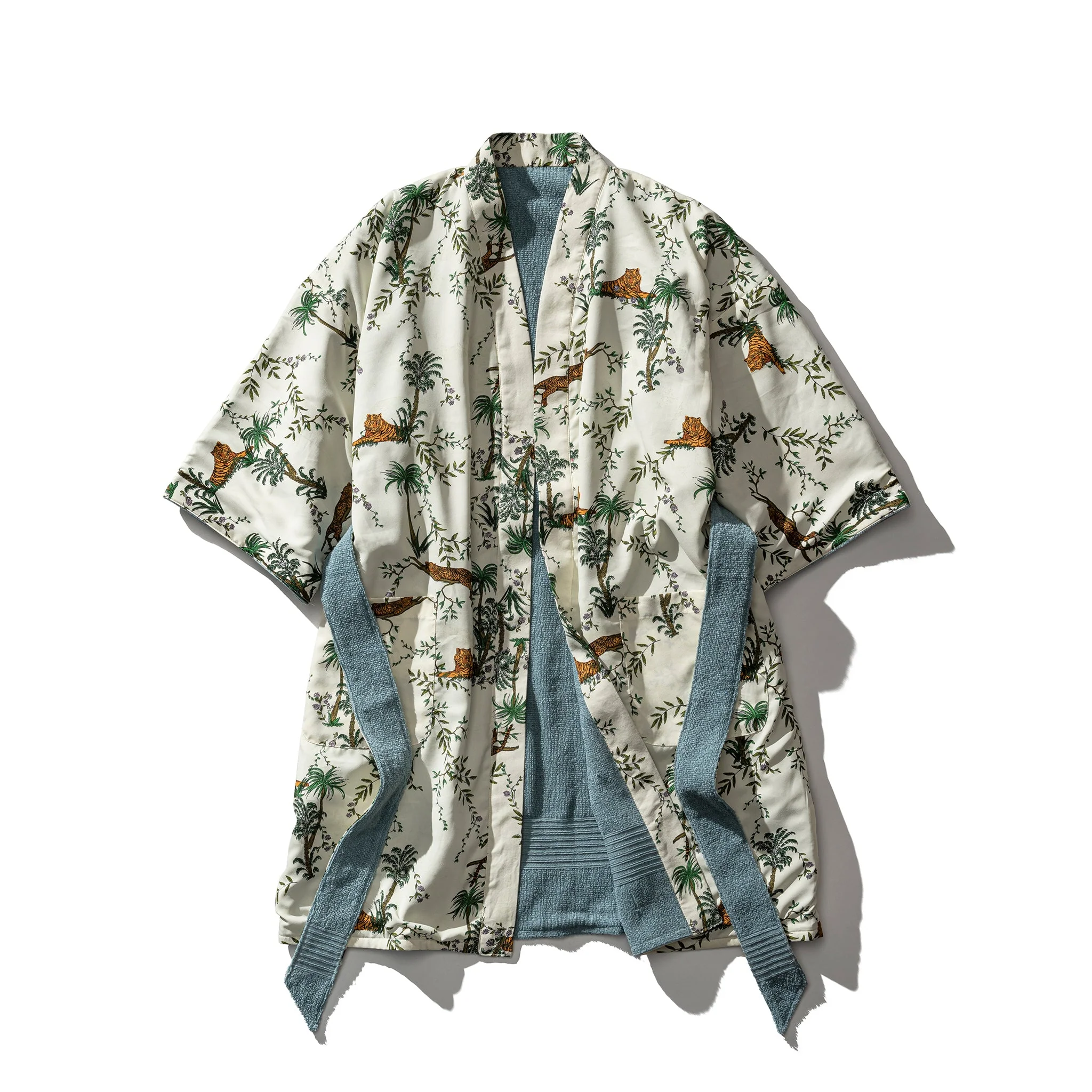 PRINTED REVERSIBLE BATHROBE / Jungle - Image 3