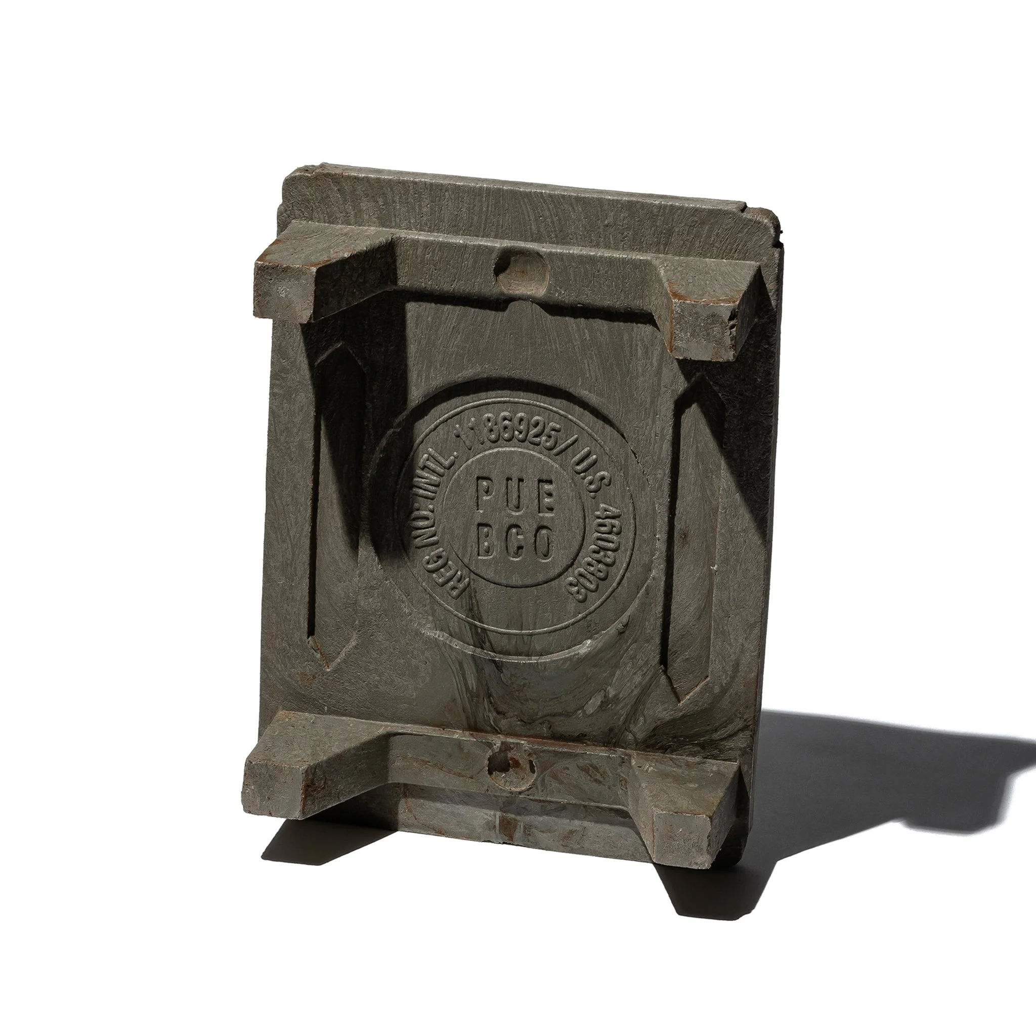 RECYCLED PLASTIC STEP STOOL / Low - Image 4