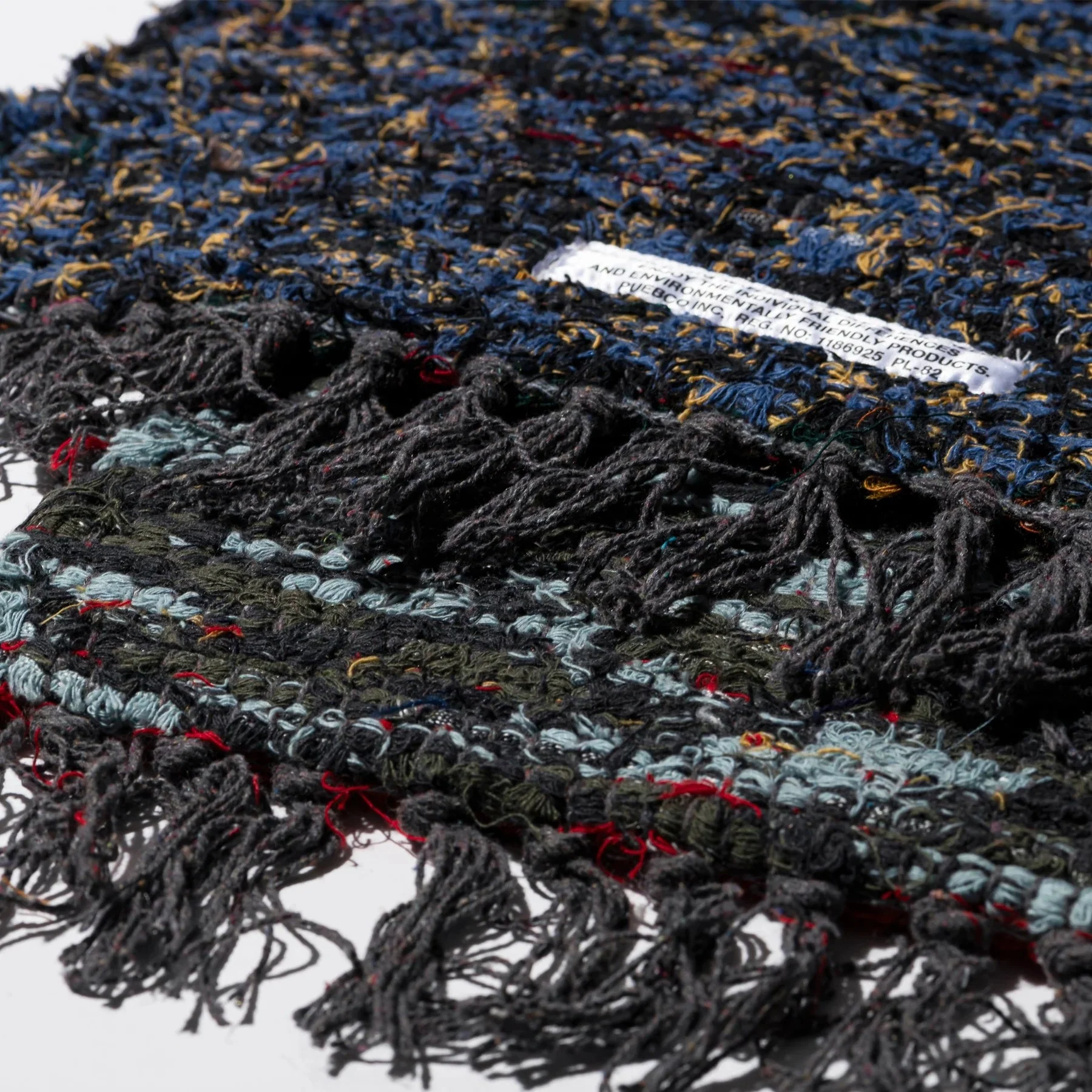 SCRAP YARN REVERSIBLE MAT - Image 4