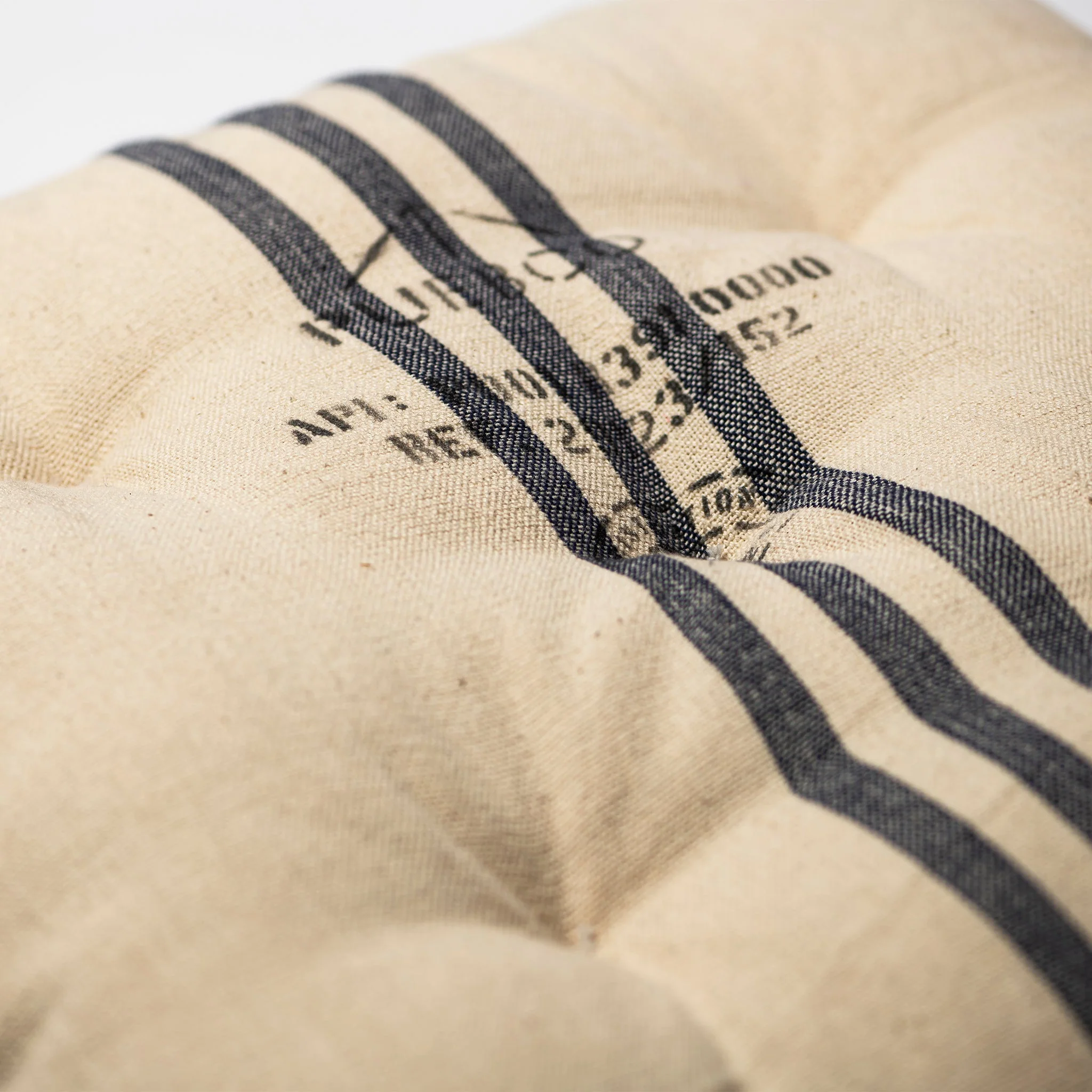 SEAT CUSHION / FRENCH NAVY / 48 x 48 - Image 3