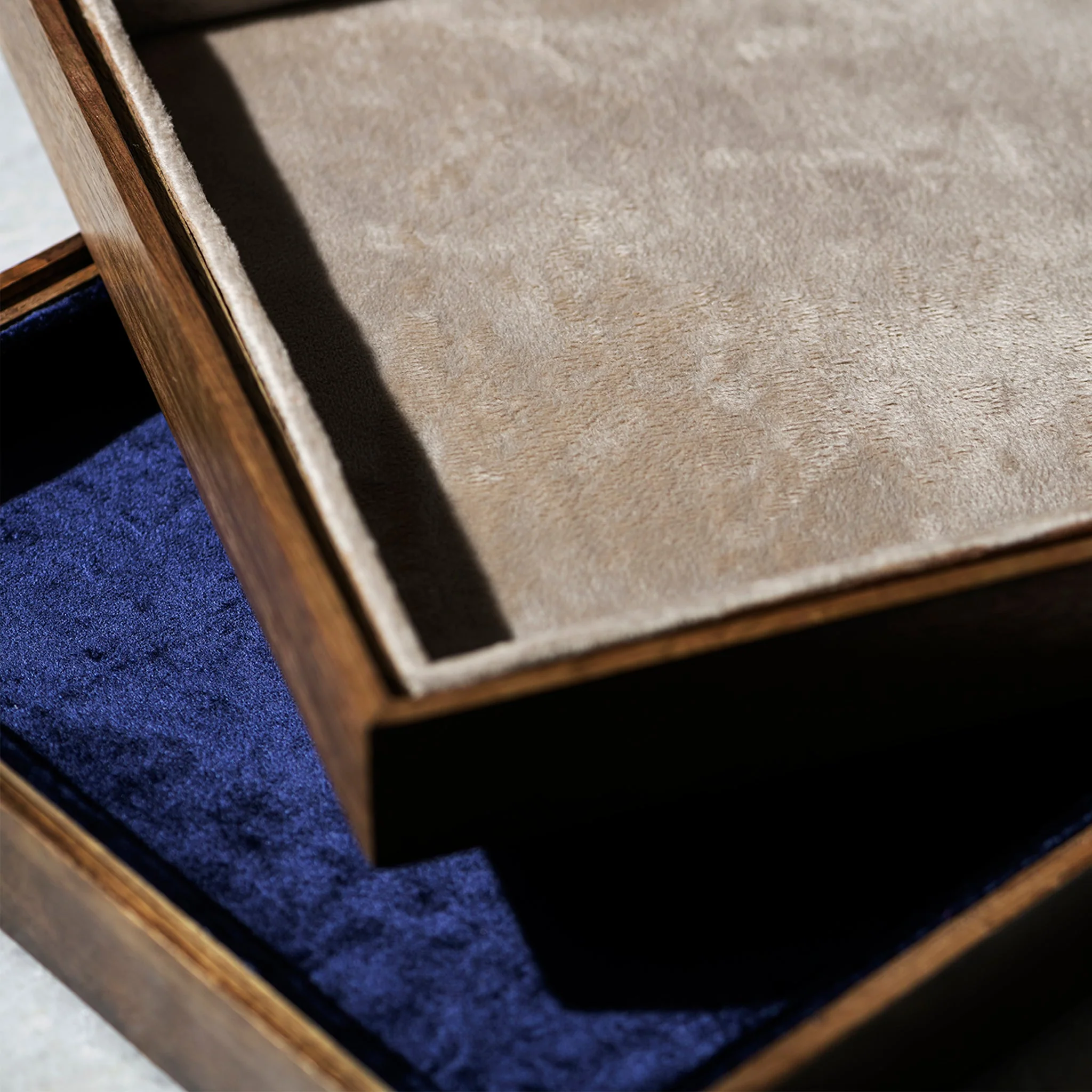 STACKABLE JEWELRY TRAY - Image 6
