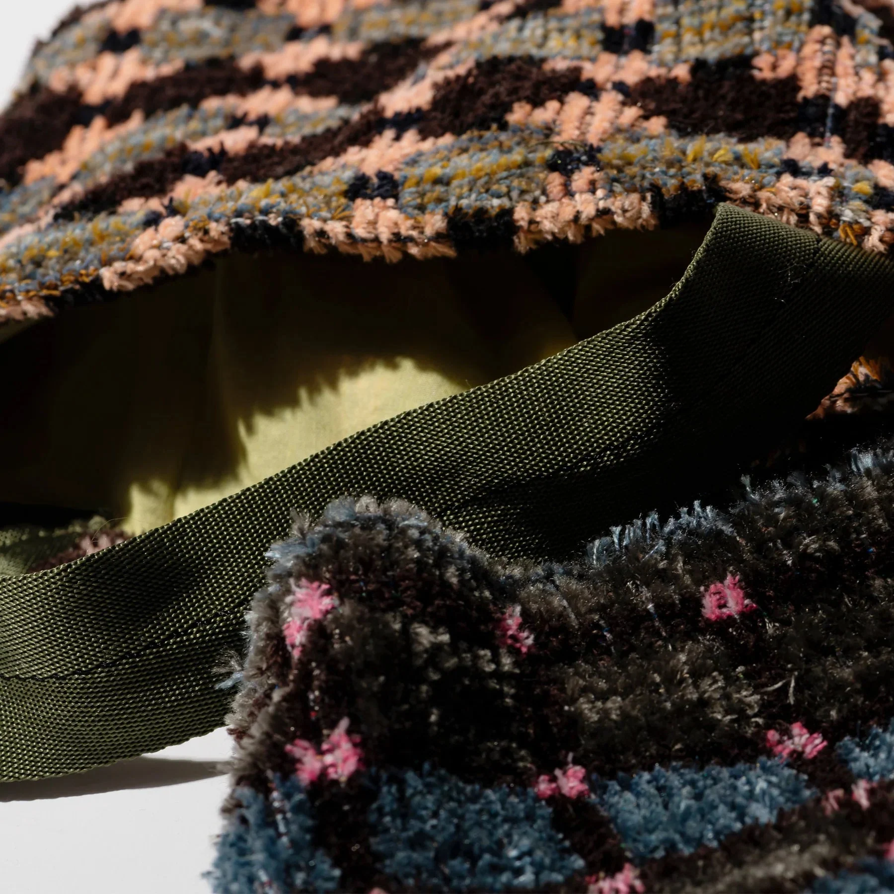 TRUCK SEAT FABRIC BUCKET BAG - Image 2