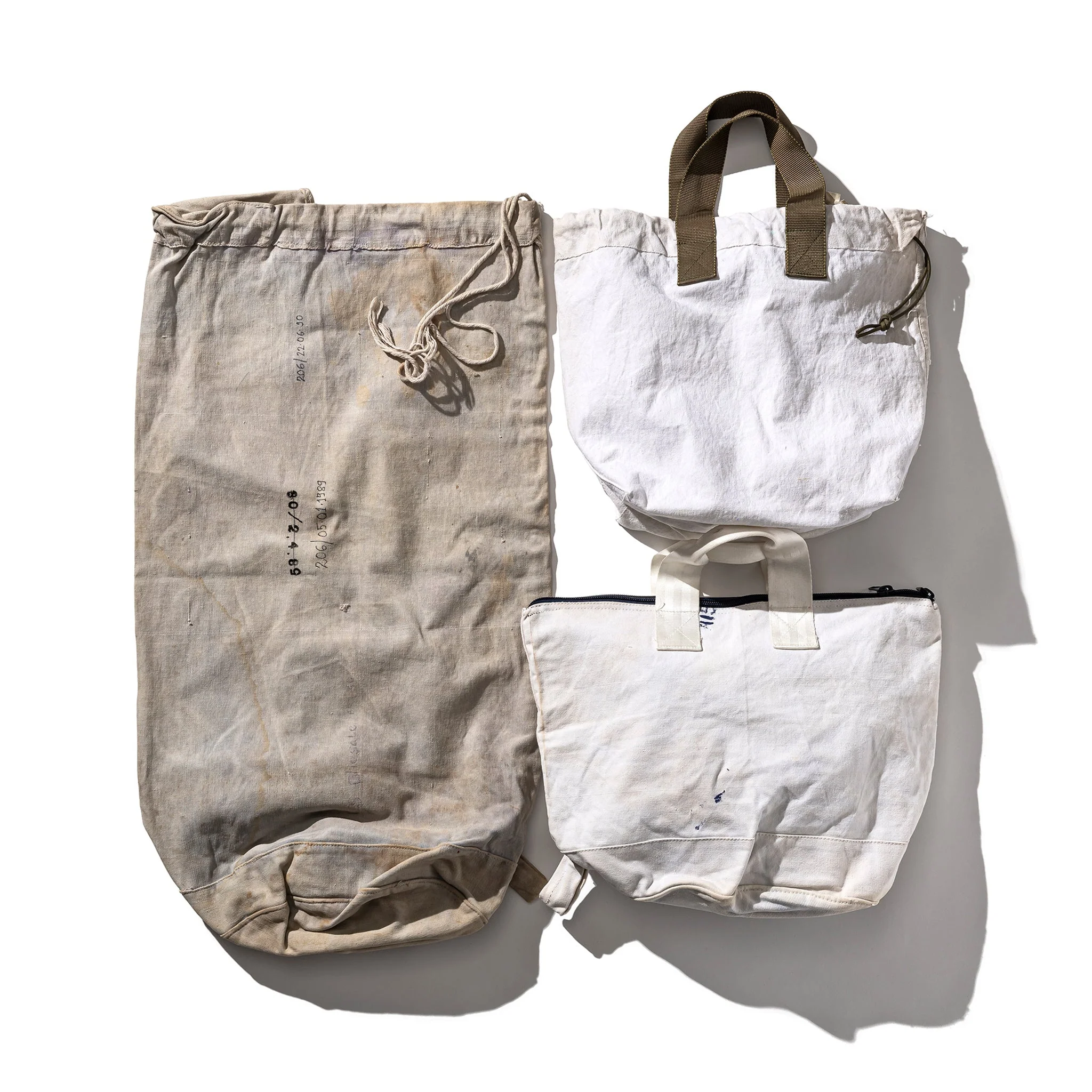 VINTAGE POSTAL BAG CONVERTED TO TOTE W/ZIPPER - LIM.ED. - Image 3